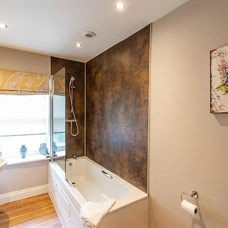 The Brantwood 4*